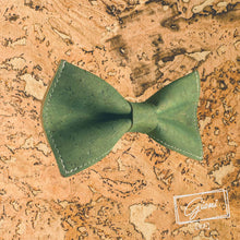 Lade das Bild in den Galerie-Viewer, Kork Fliege Hellgrün (Vegan) - Gianibowtie