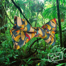 Lade das Bild in den Galerie-Viewer, Tropical Tucan Fliege - Gianibowtie