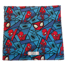Lade das Bild in den Galerie-Viewer, Einstecktuch Spiderman - Gianibowtie